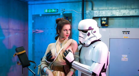 Amazing brittish Stella Cox enjoy amazing threesome scene 